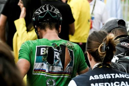 Tour de France: Weltmeister Sagan droht nach Sturz das Aus Tour de France: Weltmeister Sagan droht nach Sturz das Aus