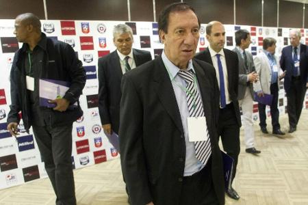 Argentiniens Weltmeister-Coach Bilardo hat Krankenhaus verlassen Argentiniens Weltmeister-Coach Bilardo hat Krankenhaus verlassen