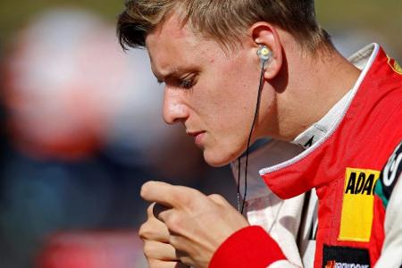 Formel 3: Mick Schumacher scheidet nach Pole Position aus Formel 3: Mick Schumacher scheidet nach Pole Position aus