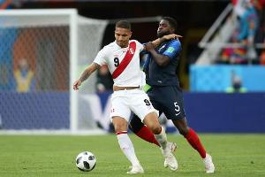 Peru ehrt Guerrero und Gareca mit Statuen