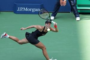 Kerber zittert sich in die dritte Runde der US Open
