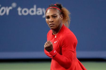 Serena Williams siegt bei Comeback in Cincinnati Serena Williams siegt bei Comeback in Cincinnati