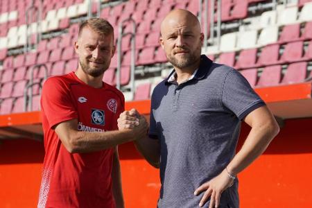 Mainz verlängert Vertrag mit Brosinski bis 2020 Mainz verlängert Vertrag mit Brosinski bis 2020