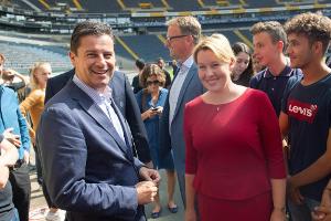 Bundesfamilienministerin Giffey würdigt Projekt der DFL-Stiftung