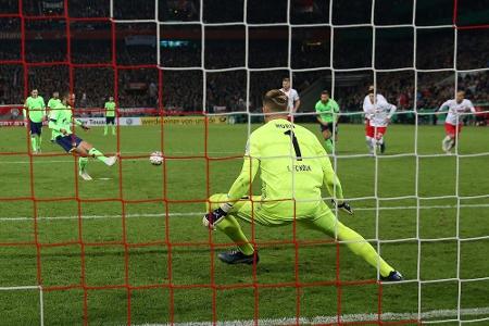 Pokalsieg in Köln: Kriselnde Schalker beenden Torlos-Serie