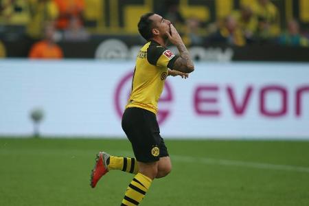 Dreierpack von Alcacer, Götze trifft: BVB 4:3 gegen Augsburg Dreierpack von Alcacer, Götze trifft: BVB 4:3 gegen Augsburg