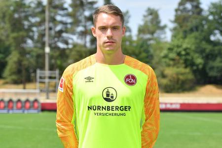 Immerhin eine halbe Million Euro überwies der Club an den HSV, um Mathenia loszueisen. Doch schon zu Saisonbeginn zerplatzte...