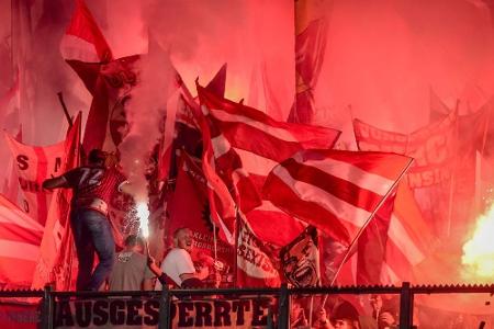 10.000 Euro Geldstrafe für Bayern München 10.000 Euro Geldstrafe für Bayern München