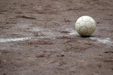 Kreisliga: Anzeige gegen Nasenbeißer Kreisliga: Anzeige gegen Nasenbeißer