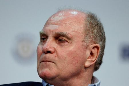 Hoeneß stärkt Kovac: Stehe 
