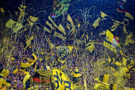 Zeichen gegen Rassismus: BVB laut Medien gegen Frankfurt ohne Trikotsponsor Zeichen gegen Rassismus: BVB laut Medien gegen Frankfurt ohne Trikotsponsor