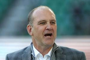 Schmadtke sieht Löw-Team auf dem Prüfstand