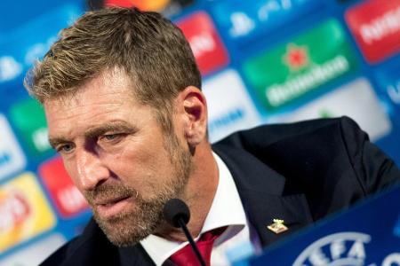 Spottgedicht gegen Trainer geliked: Spartak suspendiert zwei Spieler Spottgedicht gegen Trainer geliked: Spartak suspendiert zwei Spieler