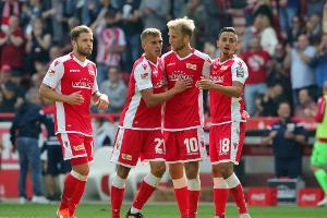 Union Berlin verspielt Tabellenführung