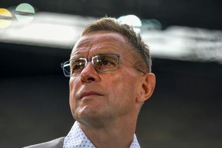 Rangnick bestätigt: Mukiele und Augustin gegen den VfB wieder im Kader Rangnick bestätigt: Mukiele und Augustin gegen den VfB wieder im Kader