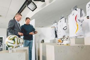 DFB: Curtius verteidigt Deal mit adidas
