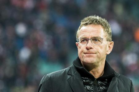 Rangnick deutet Undiszipliniertheiten vor dem Salzburg-Spiel an Rangnick deutet Undiszipliniertheiten vor dem Salzburg-Spiel an