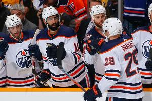 NHL: Draisaitl trifft und verliert - Kahun mit zweitem Tor