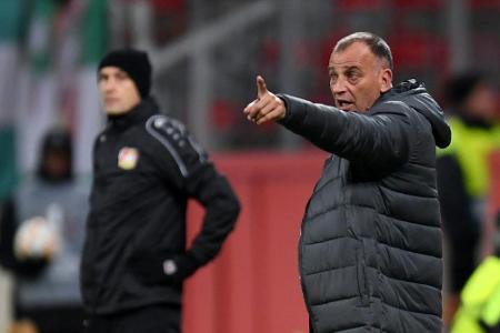 Kuriose Pressekonferenz: Keine Fragen an Rasgrad-Coach