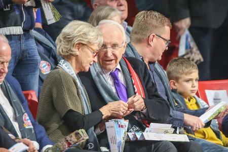 Stoiber: FC Bayern auch über 2019 hinaus mit Rummenigge und Hoeneß Stoiber: FC Bayern auch über 2019 hinaus mit Rummenigge und Hoeneß