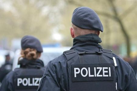 3. Liga: Polizist bei 1860 gegen Halle verletzt 3. Liga: Polizist bei 1860 gegen Halle verletzt