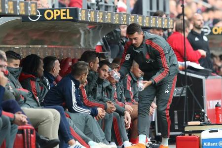 DFL-Kommission empfiehlt Erhöhung der Ersatzspieler-Anzahl DFL-Kommission empfiehlt Erhöhung der Ersatzspieler-Anzahl
