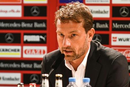 Weinzierl lobt Leverkusen für Festhalten an Herrlich Weinzierl lobt Leverkusen für Festhalten an Herrlich