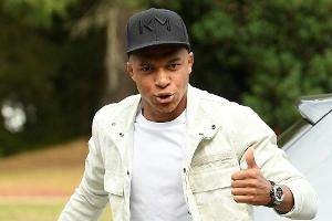 Mbappe wird Peles Nachfolger - als Werbeträger für Uhren