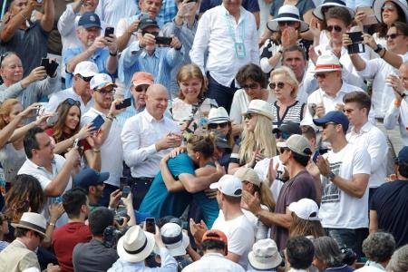 Halep und Trainer Cahill trennen sich Halep und Trainer Cahill trennen sich