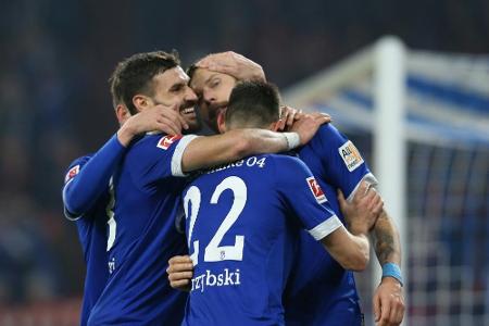 Schalke macht Schritt aus dem Tabellenkeller Schalke macht Schritt aus dem Tabellenkeller