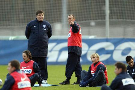 'Natürlich sind da welche richtig sauer auf mich. Denken Sie, der zwölfte Mann oder die, die auf die Tribüne müssen, kommen ...