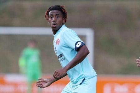 Mainz stattet Barreiro mit Profivertrag aus Mainz stattet Barreiro mit Profivertrag aus