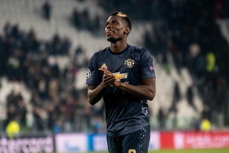Weltmeister Pogba verpasst Maschine - Rückflug mit Fans Weltmeister Pogba verpasst Maschine - Rückflug mit Fans