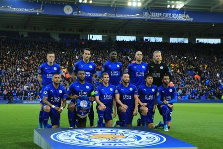 Leicester-Profis fliegen zur Trauerfeier für Ex-Boss nach Thailand Leicester-Profis fliegen zur Trauerfeier für Ex-Boss nach Thailand