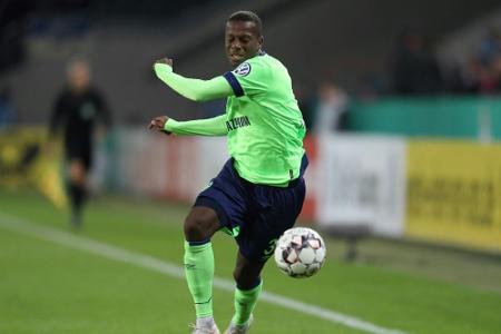 Schalke vier Wochen ohne Mendyl Schalke vier Wochen ohne Mendyl