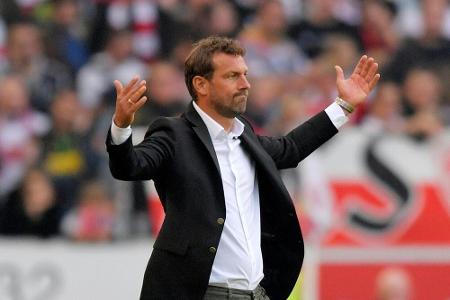 Dritte VfB-Pleite im dritten Spiel: Weinzierls Albtraum geht weiter Dritte VfB-Pleite im dritten Spiel: Weinzierls Albtraum geht weiter