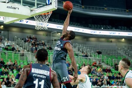 MHP Riesen Ludwigsburg und Mbakwe trennen sich MHP Riesen Ludwigsburg und Mbakwe trennen sich