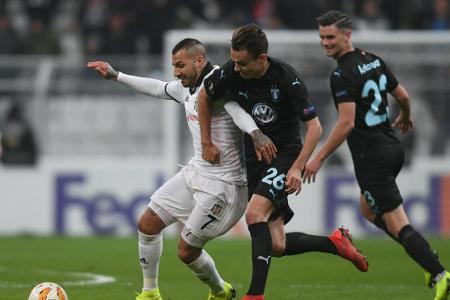 Gelungenes Comeback für Özil, Karius scheitert mit Besiktas Gelungenes Comeback für Özil, Karius scheitert mit Besiktas