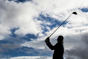 Golf: Tour-Neuling Schmitt mit glänzendem Start in Johannesburg