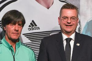 DFB-Team unterstützt deutsche Schule in Moskau
