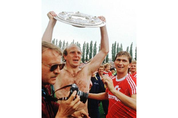 Platz 11: Dieter Hoeneß (12 Jokertore)