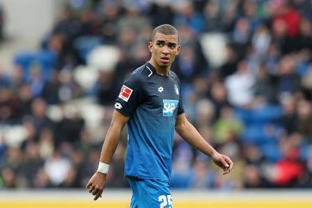 Zwei Winterneuzugänge: Akpoguma und Müller auf Leihbasis zu Hannover Zwei Winterneuzugänge: Akpoguma und Müller auf Leihbasis zu Hannover