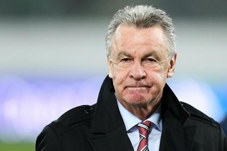 Hitzfeld: Hoeneß sollte weitermachen Hitzfeld: Hoeneß sollte weitermachen