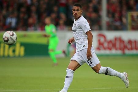 Salcedo bei Frankfurt vor Rückkehr in die Startelf Salcedo bei Frankfurt vor Rückkehr in die Startelf
