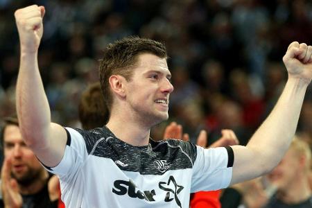 14. Sieg in Folge: Kiel bleibt Flensburg auf den Fersen 14. Sieg in Folge: Kiel bleibt Flensburg auf den Fersen