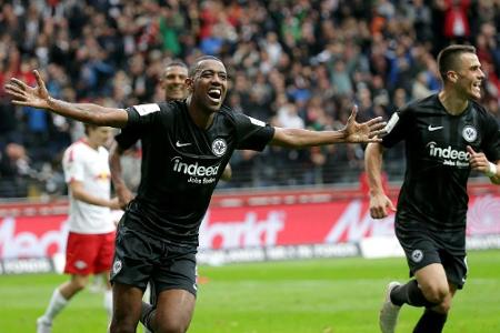Auch Fernandes hält Frankfurt die Treue Auch Fernandes hält Frankfurt die Treue
