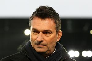 Heidel hält zu Tedesco: "Trainer steht nicht auf dem Prüfstand"