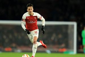 Emery spricht Özil Vertrauen aus: "Wir brauchen ihn"