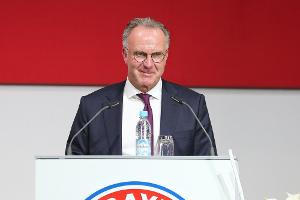 Bayern peilen erstmals 700 Millionen Euro Umsatz an - Rummenigge will "rechtzeitig Platz machen"