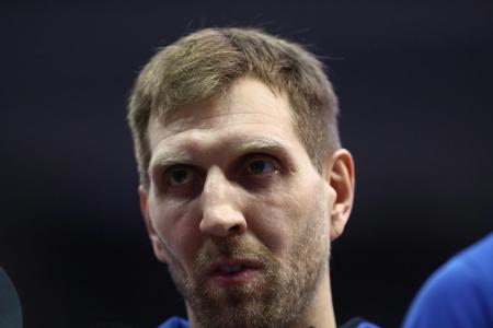 NBA: Mavericks verlieren ohne Nowitzki erneut NBA: Mavericks verlieren ohne Nowitzki erneut